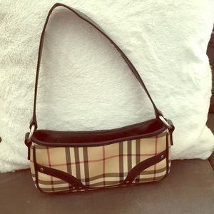 Burberry nova check small shoulder bag